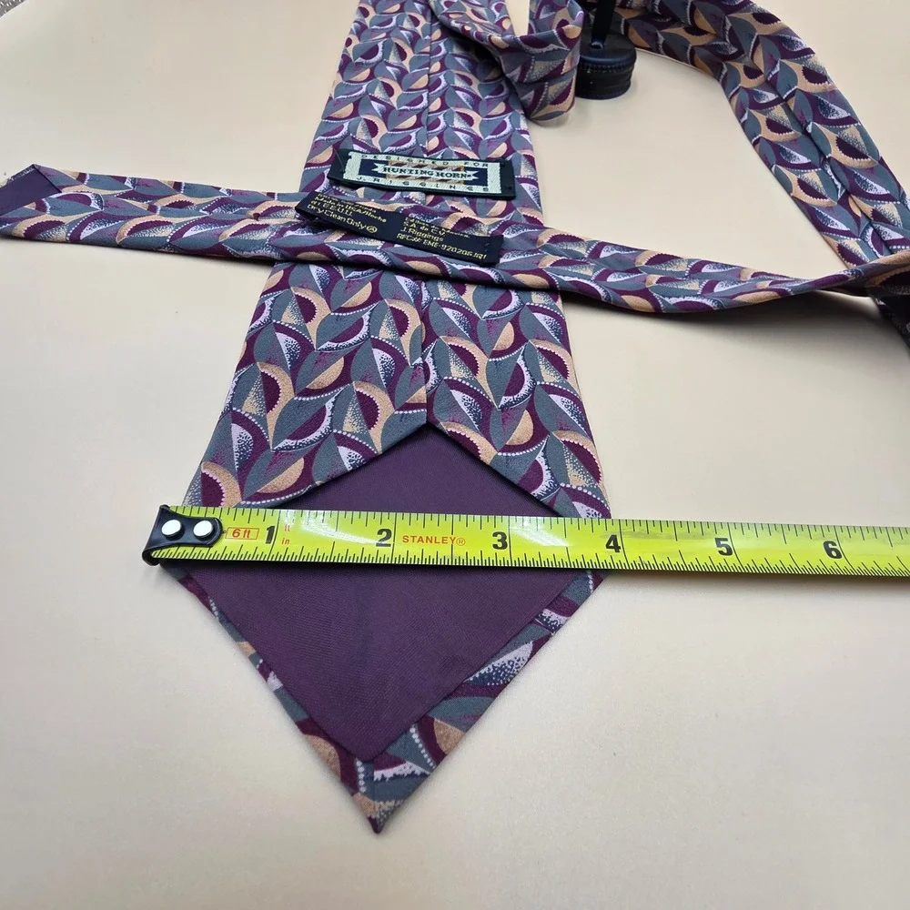 Hunting Horn J Riggins Mens Silk Tie Purple Grey Geometric Abstract Made in USA